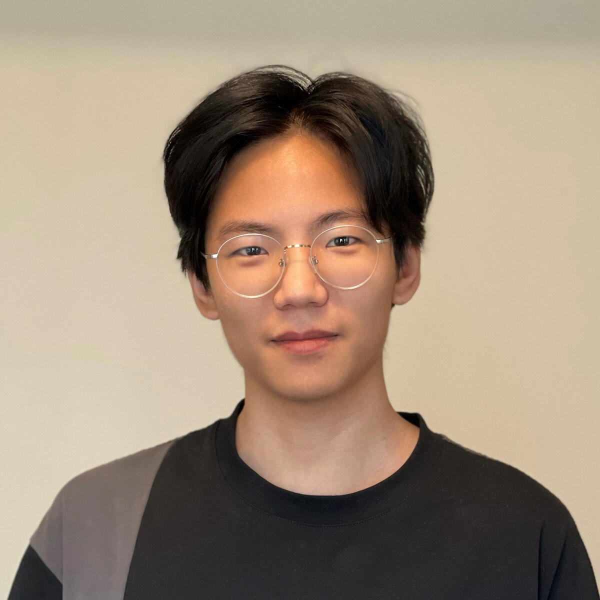 Wang Yuzhou 王昱洲